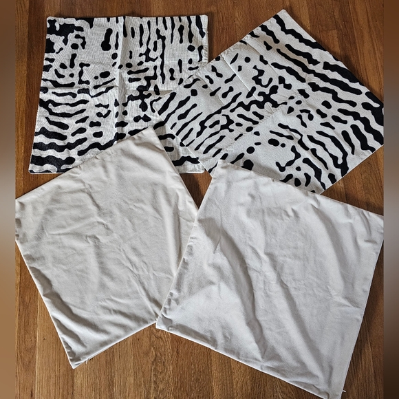 Pack of 4 Decorative Cream Throw Pillow Covers Zippered Closure - Picture 1 of 10